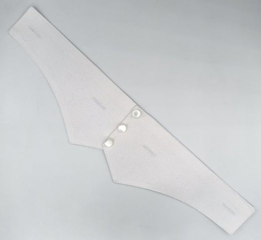 Cummerbund with buttonholes